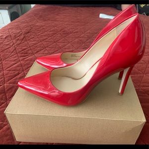 Jessica Simpson heels